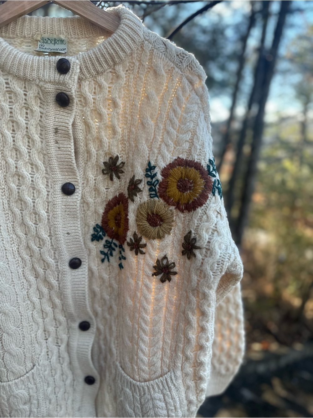 Cream Cable-Knit Floral Embroidered Cardigan Sweater - Ladies